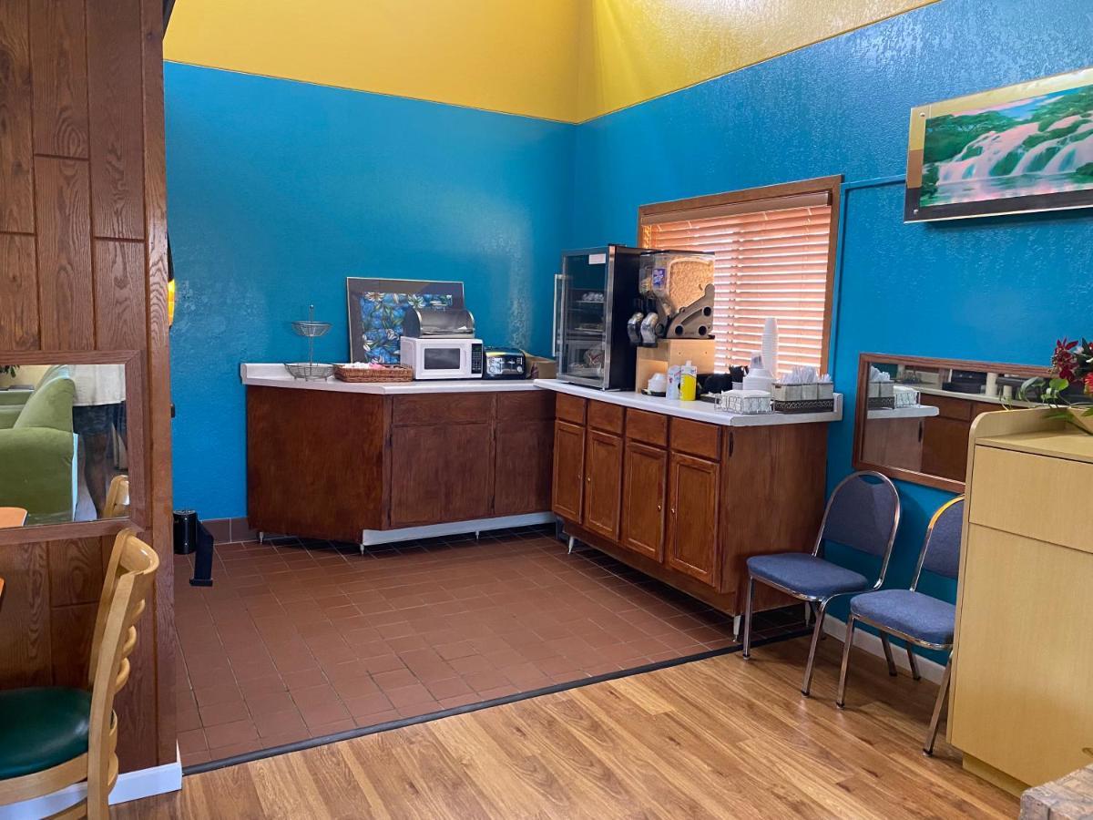 America'S Stay Inn Stewartville Экстерьер фото