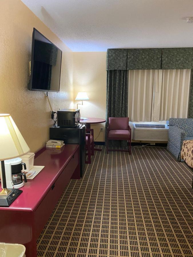 America'S Stay Inn Stewartville Экстерьер фото