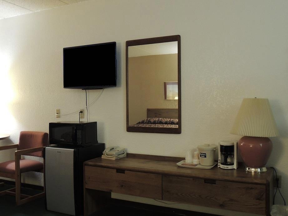 America'S Stay Inn Stewartville Номер фото