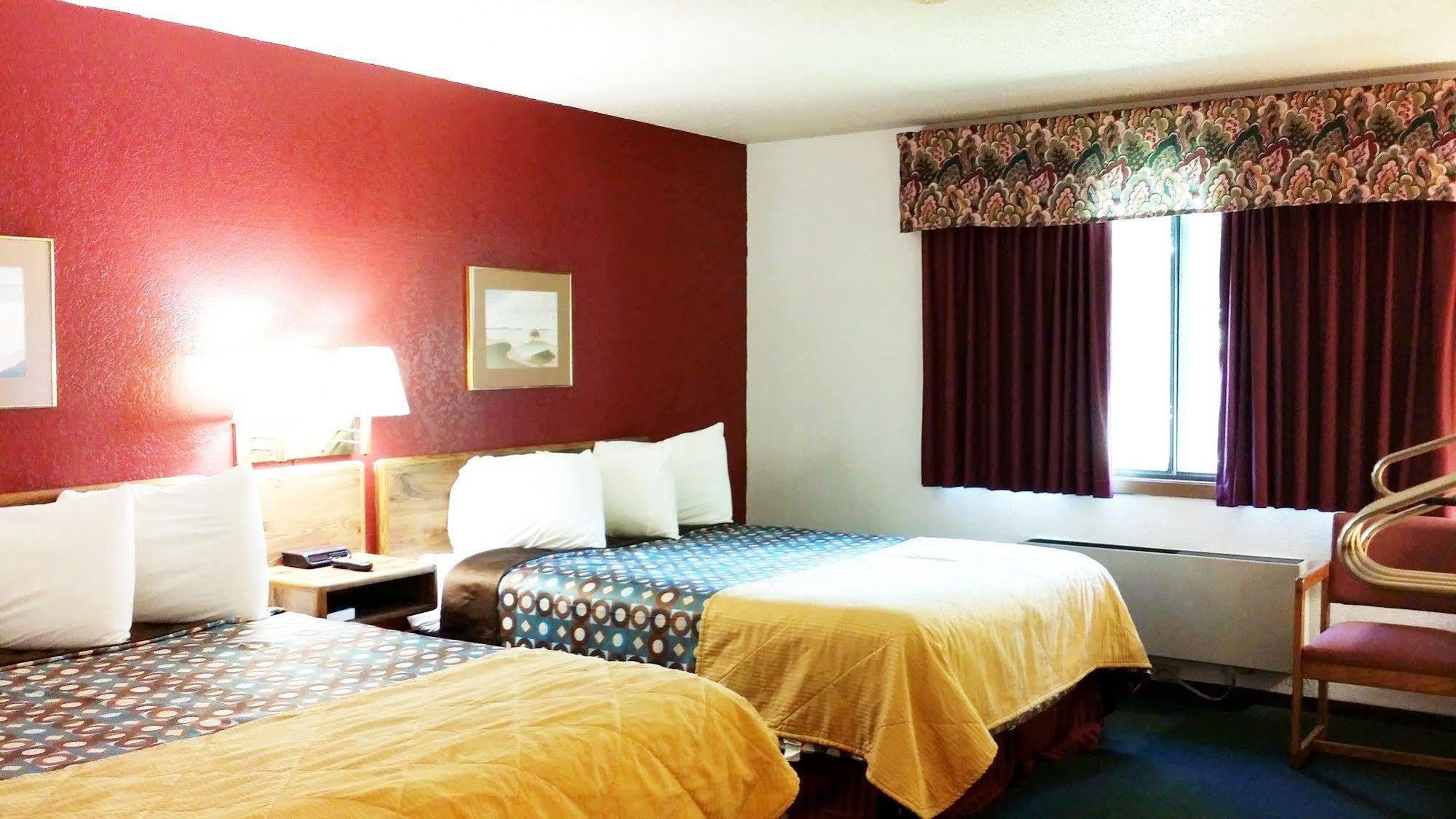 America'S Stay Inn Stewartville Экстерьер фото